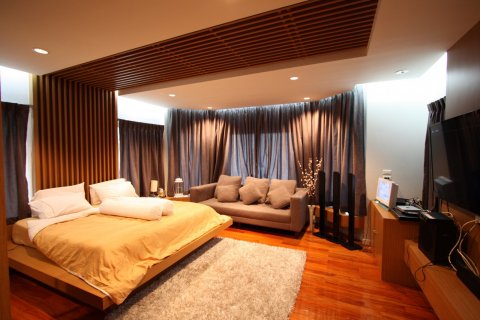 Casa de 5 dormitorios en Pattaya, Tailandia № 9081 - foto 22