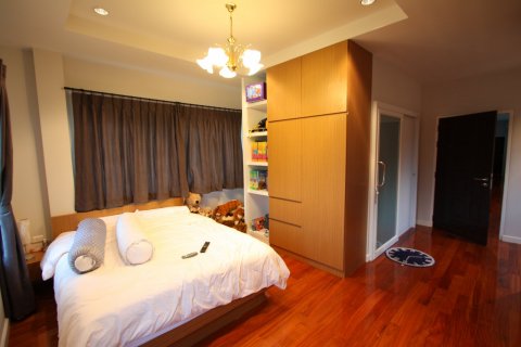 Casa de 5 dormitorios en Pattaya, Tailandia № 9081 - foto 20