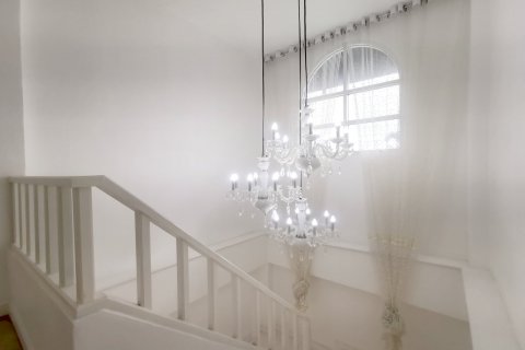 Haus in Chon Buri, Thailand 3 Schlafzimmer № 9082 - Foto 8