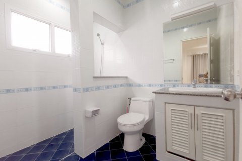 Haus in Chon Buri, Thailand 3 Schlafzimmer № 9082 - Foto 23