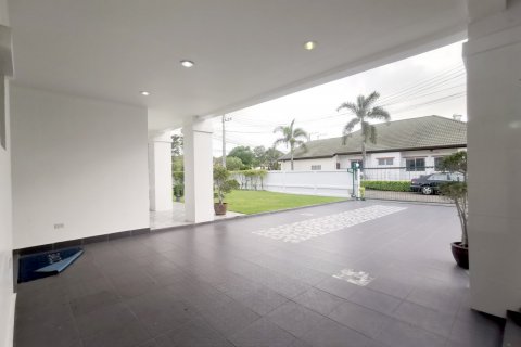 Haus in Chon Buri, Thailand 3 Schlafzimmer № 9082 - Foto 5
