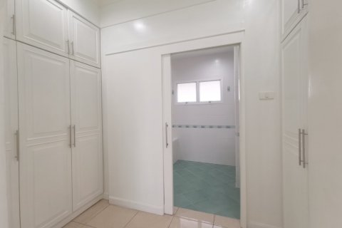 Haus in Chon Buri, Thailand 3 Schlafzimmer № 9082 - Foto 19