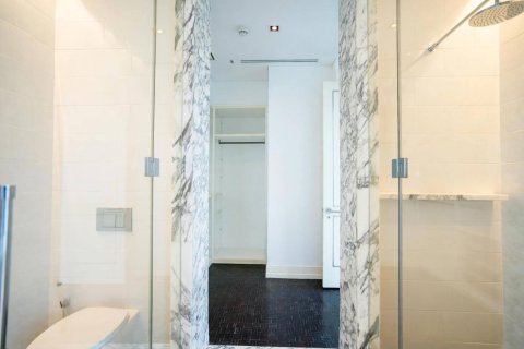 Condominio de 2 dormitorios en Bangkok, Tailandia № 180874 - foto 20