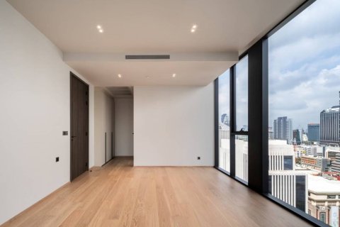 Ático de 3 dormitorios en Bangkok, Tailandia № 180870 - foto 21