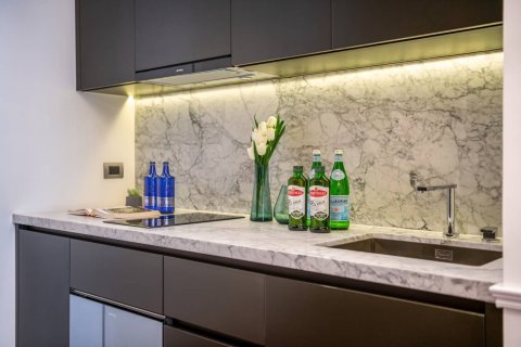 Estudio en el condominio en Bangkok, Tailandia № 180872 - foto 8