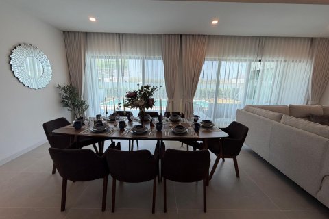 Villa in Hua Hin, Thailand 3 Schlafzimmer № 222585 - Foto 7