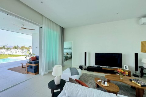 Villa in Hua Hin, Thailand 4 Schlafzimmer № 222589 - Foto 5