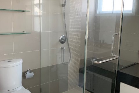 Condominio de 3 dormitorios en Bangkok, Tailandia № 65947 - foto 9