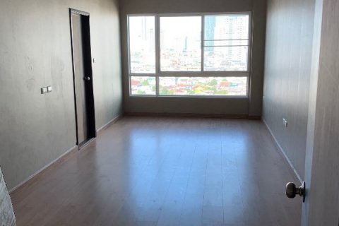 Condominio de 3 dormitorios en Bangkok, Tailandia № 65947 - foto 3