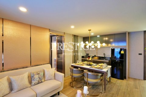 Condominio de 2 dormitorios en Pattaya, Tailandia № 198576 - foto 5
