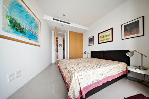 Condominio de 3 dormitorios en Khlong San, Bangkok, Tailandia № 136663 - foto 11