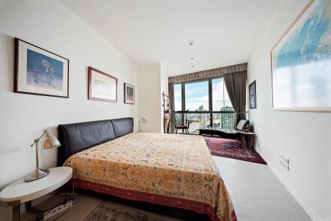 Condominio de 3 dormitorios en Khlong San, Bangkok, Tailandia № 136663 - foto 9