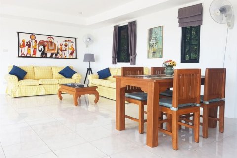 Chalet de 4 dormitorios en Ko Samui, Tailandia № 160618 - foto 13