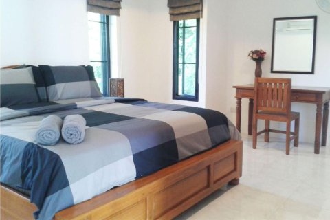 Chalet de 4 dormitorios en Ko Samui, Tailandia № 160618 - foto 20