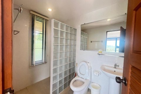 Chalet de 4 dormitorios en Ko Samui, Tailandia № 160618 - foto 24