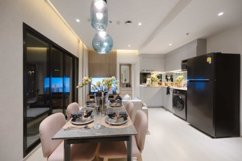 Condominio de 2 dormitorios en Bangkok, Tailandia № 166609 - foto 5