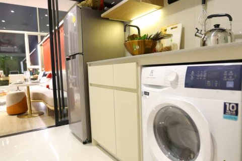 Condominio de 1 dormitorio en Bangkok, Tailandia № 166615 - foto 13