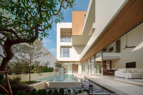 Chalet de 5 dormitorios en Chiang Mai, Tailandia № 159992 - foto 2
