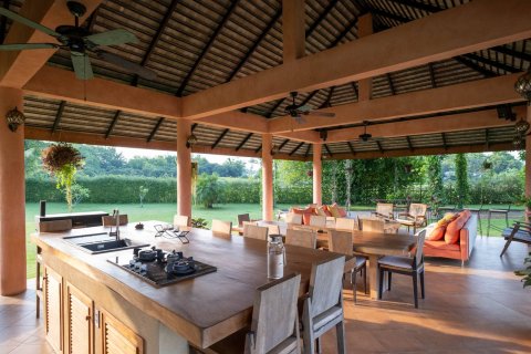 Casa de 7 dormitorios en Chiang Mai, Tailandia № 159989 - foto 16