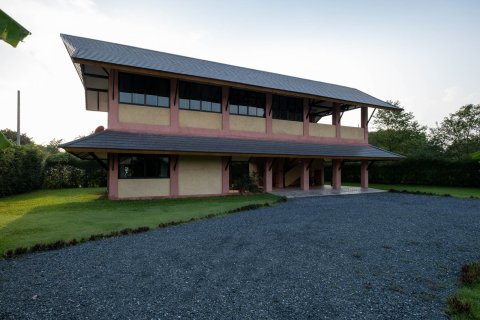 Casa de 7 dormitorios en Chiang Mai, Tailandia № 159989 - foto 8