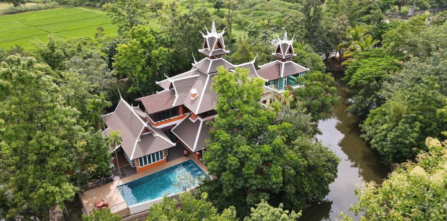 Chalet de 3 dormitorios en Chiang Mai, Tailandia № 159993