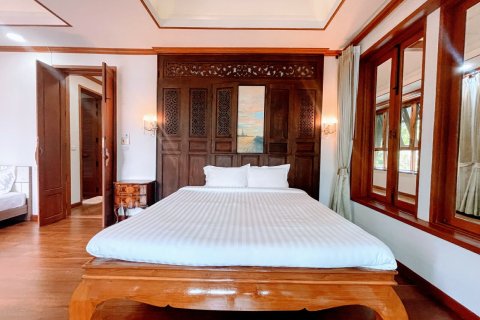 Chalet de 3 dormitorios en Chiang Mai, Tailandia № 159993 - foto 17