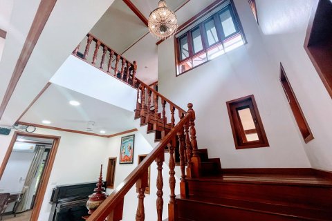 Chalet de 3 dormitorios en Chiang Mai, Tailandia № 159993 - foto 14