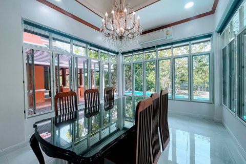 Chalet de 3 dormitorios en Chiang Mai, Tailandia № 159993 - foto 10