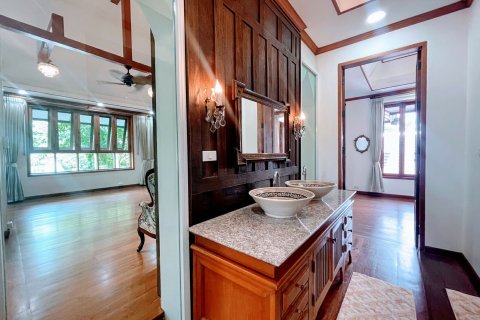 Chalet de 3 dormitorios en Chiang Mai, Tailandia № 159993 - foto 24