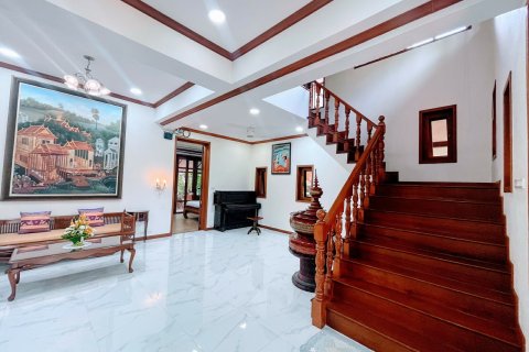 Chalet de 3 dormitorios en Chiang Mai, Tailandia № 159993 - foto 13