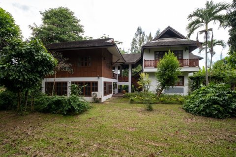 Casa de 3 dormitorios en Chiang Mai, Tailandia № 159990