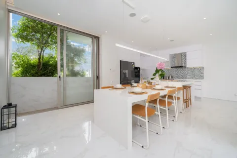 Casa de 3 dormitorios en Bang Tao, Tailandia № 233475 - foto 6