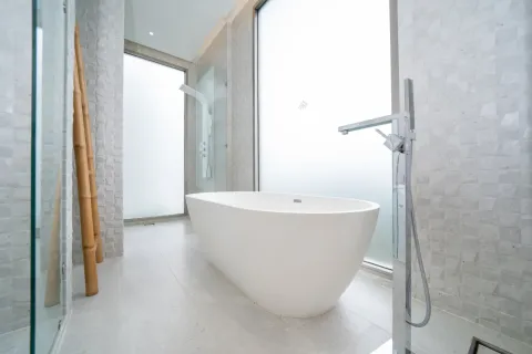 Casa de 3 dormitorios en Bang Tao, Tailandia № 233475 - foto 21
