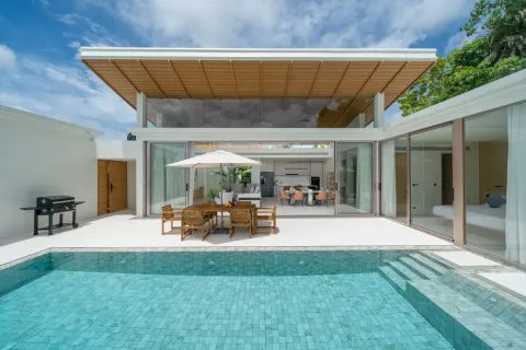 Casa de 4 dormitorios en Bang Tao, Tailandia № 233476