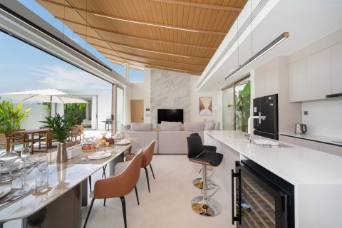 Casa de 4 dormitorios en Bang Tao, Tailandia № 233476 - foto 13