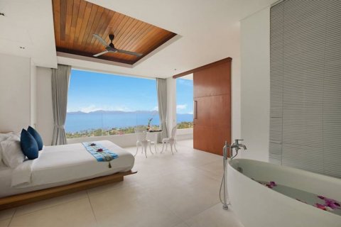 Chalet de 5 dormitorios en Surat Thani, Tailandia № 116875 - foto 9