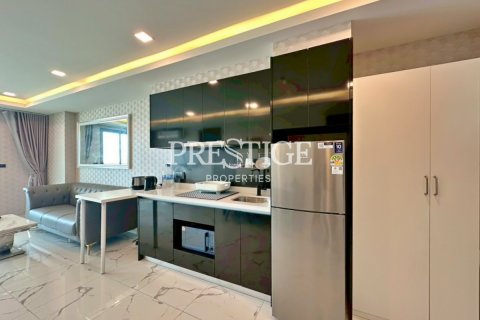 Condo in Pattaya, Thailand, 2 bedrooms  № 197953 - photo 10