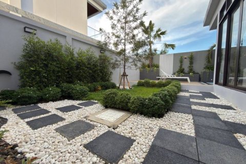 Chalet de 4 dormitorios en Sattahip, Tailandia № 146886 - foto 10