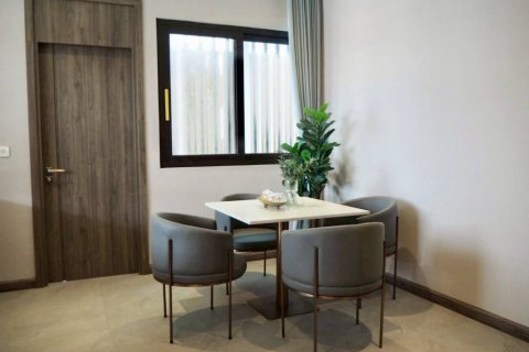 Chalet de 4 dormitorios en Sattahip, Tailandia № 146885 - foto 10