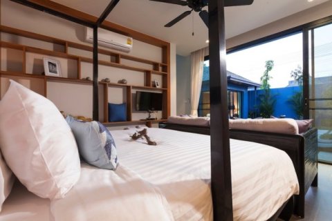 Chalet de 3 dormitorios en Bang Tao, Tailandia № 191227 - foto 4