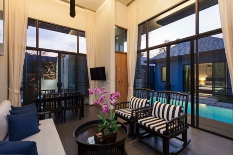 Chalet de 3 dormitorios en Bang Tao, Tailandia № 191227 - foto 8