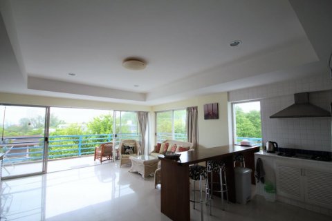 Condominio de 2 dormitorios en Hua Hin, Tailandia № 66843