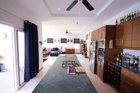 Casa de 3 dormitorios en Hua Hin, Tailandia № 66844 - foto 15