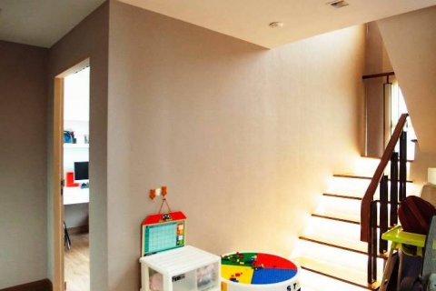 Condominio de 3 dormitorios en Bangkok, Tailandia № 66842 - foto 9