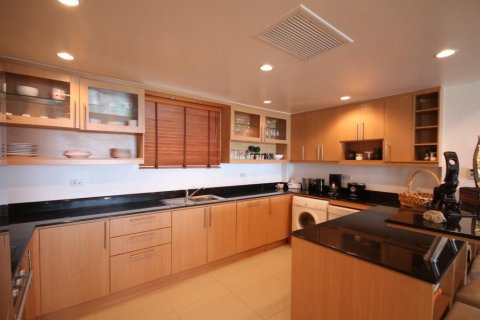 Condominio de 3 dormitorios en Hua Hin, Tailandia № 66848 - foto 4