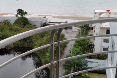 Condominio de 2 dormitorios en Pattaya, Tailandia № 157685 - foto 8