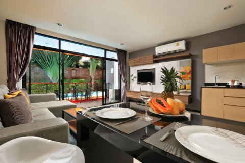 Estudio en el condominio en Phuket, Tailandia № 153986 - foto 14