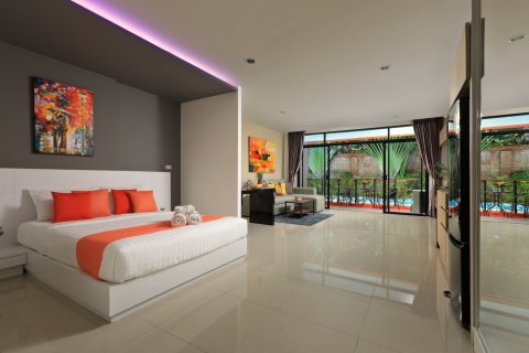 Estudio en el condominio en Phuket, Tailandia № 153986 - foto 13