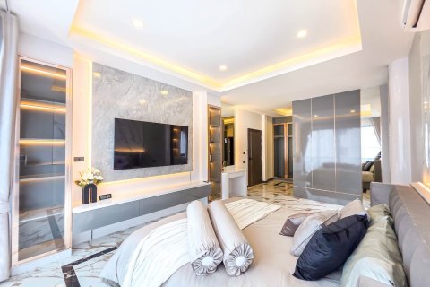 Villa in Pattaya, Thailand 5 Schlafzimmer № 167802 - Foto 17