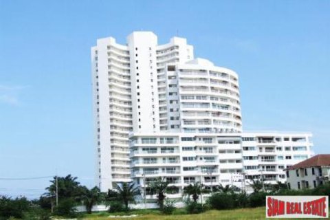 Apartamento de 3 dormitorios en Hua Hin, Tailandia № 202499 - foto 5
